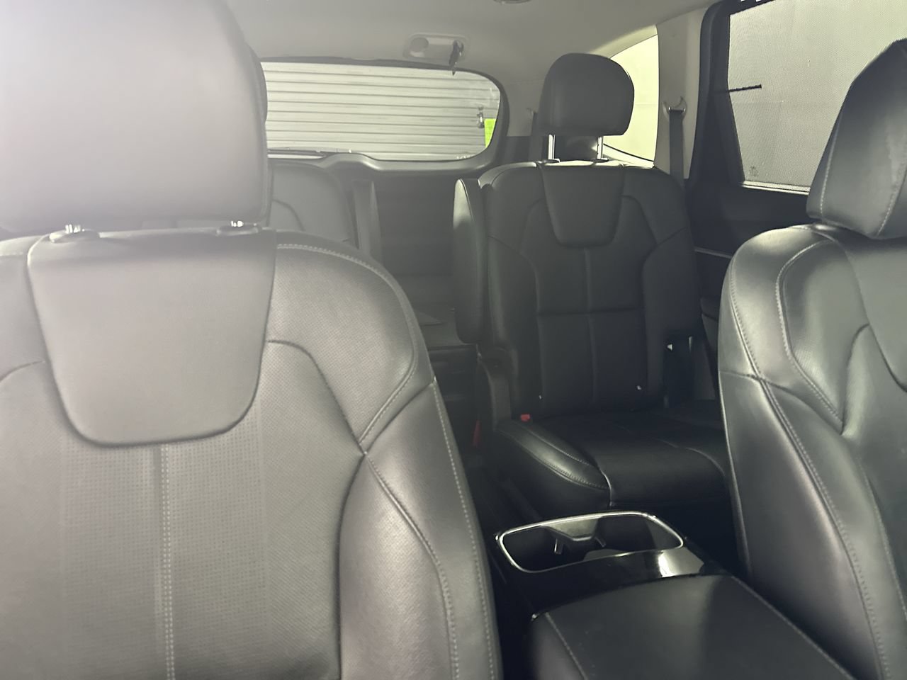 Used 2022 Kia Telluride EX w/ EX Premium Package FWD image 16