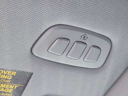 Used 2022 Lincoln Corsair AWD w/ Equipment Group 101A image 28