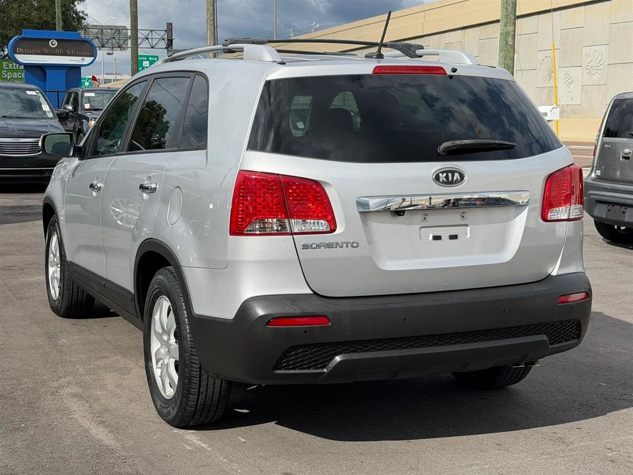 Used 2013 Kia Sorento LX FWD image 10