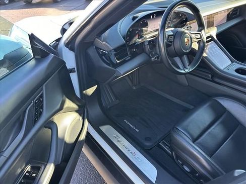 Used 2020 Porsche Taycan 4S image 17