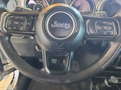 Used 2023 Jeep Wrangler Sport AWD/4WD image 15