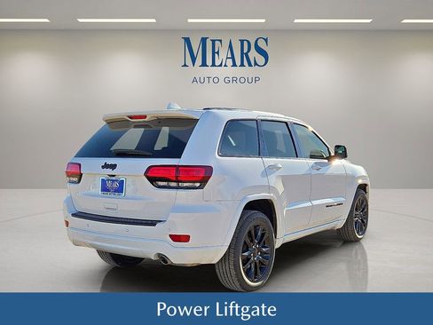 Used 2020 Jeep Grand Cherokee Altitude image 6