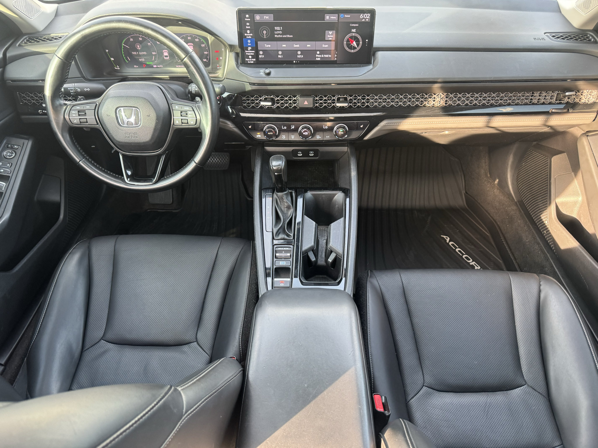 Certified 2023 Honda Accord EX-L image 2