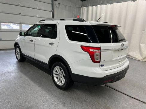 Used 2015 Ford Explorer XLT w/ Equipment Group 201A AWD/4WD image 6