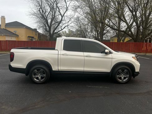 Used 2023 Honda Ridgeline RTL image 2