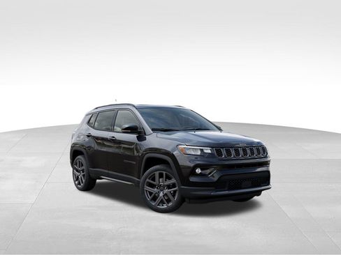 New 2026 Jeep Compass Limited w/ Sun, Sound & Navigation Group image 5