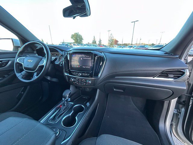 Used 2022 Chevrolet Traverse LT AWD/4WD image 31