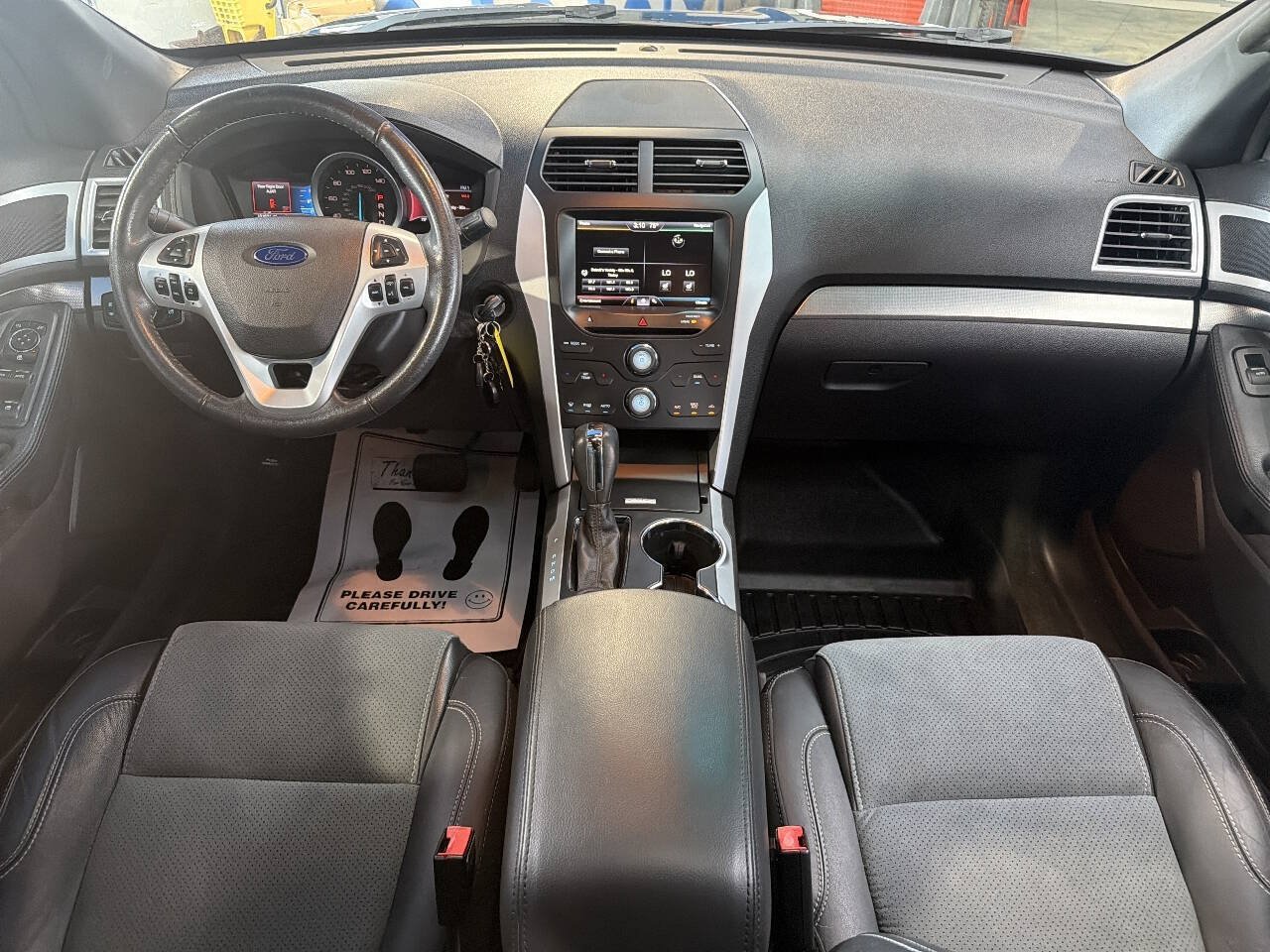 Used 2015 Ford Explorer XLT w/ Equipment Group 202A AWD/4WD image 20