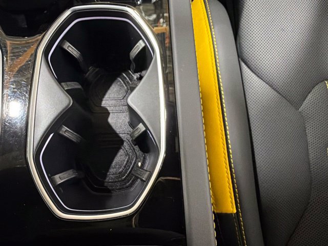 Used 2023 Lamborghini Urus S AWD/4WD image 42