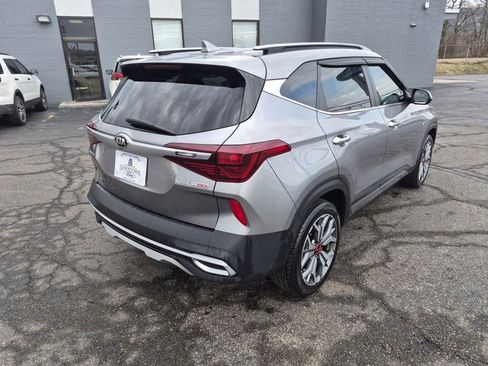 Used 2021 Kia Seltos SX image 3