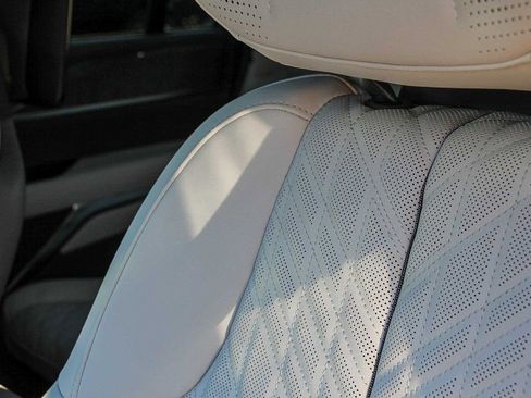 New 2026 Cadillac Escalade IQ Luxury 1 image 29