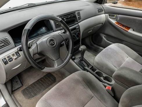 Used 2006 Toyota Corolla LE image 3