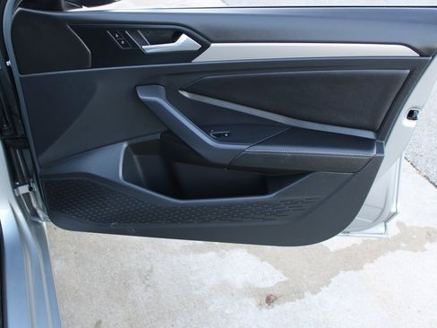 Certified 2022 Volkswagen Jetta S image 23