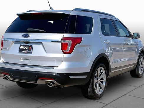 Used 2018 Ford Explorer Limited FWD image 12