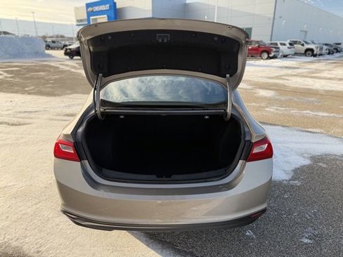 Used 2023 Chevrolet Malibu LT image 14