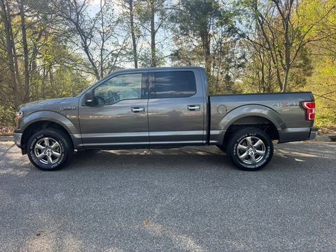 Used 2018 Ford F150 XLT w/ Equipment Group 302A Luxury image 4