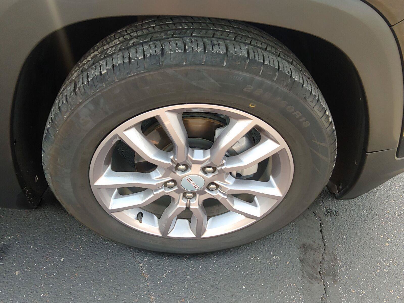 Used 2023 GMC Terrain SLT FWD image 33