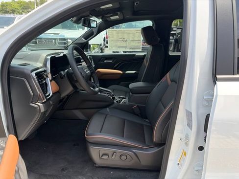 New 2026 GMC Canyon AT4 w/ Nightfall Edition AWD/4WD image 9