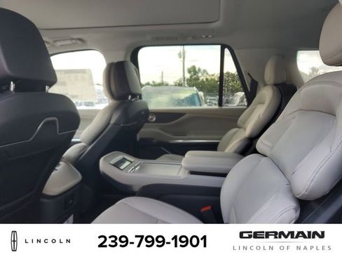 New 2025 Lincoln Navigator L Reserve AWD/4WD image 20