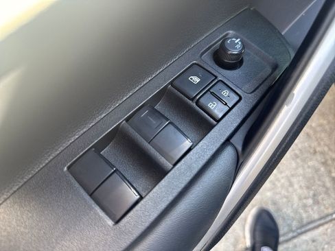 Certified 2025 Toyota Corolla Cross LE image 12