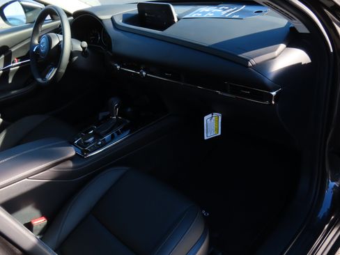 Certified 2025 MAZDA CX-30 AWD 2.5 S w/ Preferred Package image 10