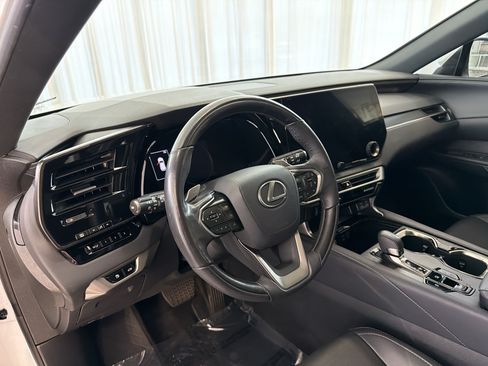 Used 2024 Lexus RX 350 Premium w/ Accessory Package (K3) FWD image 4