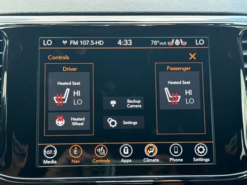 Used 2021 Jeep Grand Cherokee Laredo X AWD/4WD image 30