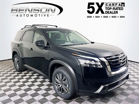 New 2025 Nissan Pathfinder SV image 1