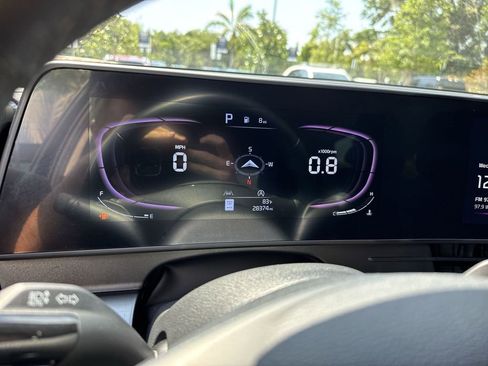 Used 2024 Kia Sportage EX image 50