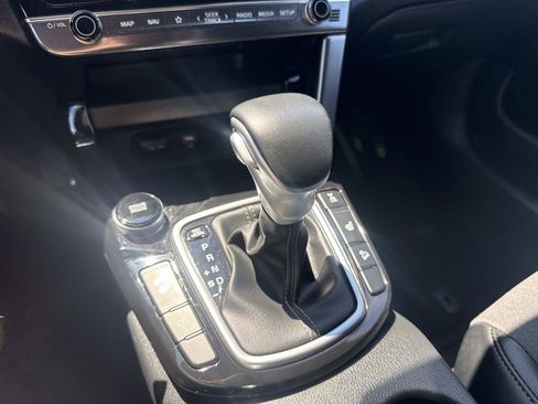 Used 2024 Kia Seltos S AWD/4WD image 25
