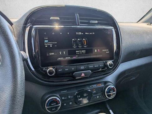 Used 2023 Kia Soul S FWD image 12