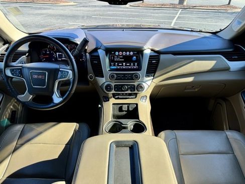 Used 2018 GMC Yukon SLT w/ Premium Edition image 24