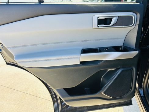 Used 2023 Ford Explorer XLT w/ Equipment Group 202A image 24