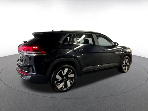 Used 2025 Volkswagen Atlas Cross Sport SE image 14