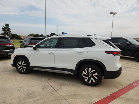 New 2026 Volkswagen Tiguan S FWD image 4
