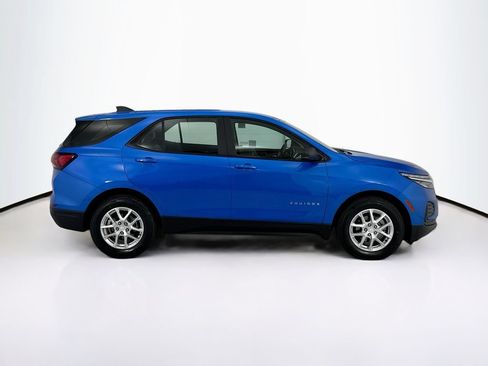 Used 2024 Chevrolet Equinox LS FWD image 4