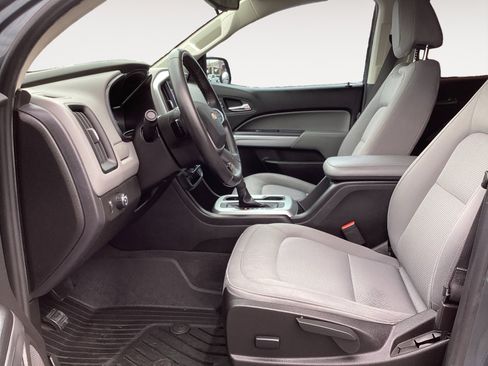 Used 2019 Chevrolet Colorado LT w/ LT Convenience Package RWD image 25