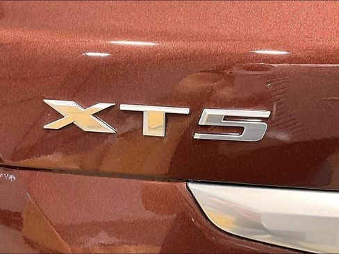 Used 2022 Cadillac XT5 Premium Luxury w/ Platinum Package AWD/4WD image 24