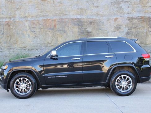 Used 2015 Jeep Grand Cherokee Limited w/ Luxury Group II RWD image 4