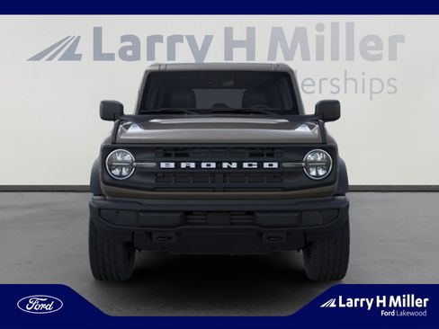 New 2025 Ford Bronco 4-Door AWD/4WD image 6