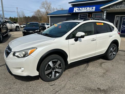 Used 2014 Subaru Crosstrek Touring image 1