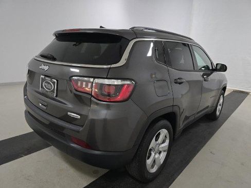 Used 2019 Jeep Compass Latitude w/ Popular Equipment Group image 2