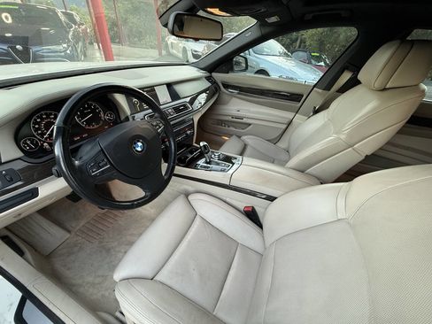 Used 2011 BMW ActiveHybrid 7 Li image 11