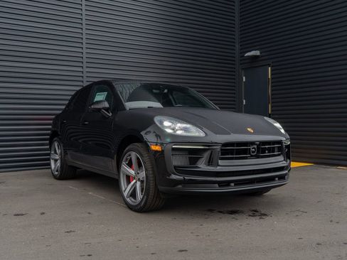 New 2026 Porsche Macan S AWD/4WD image 7