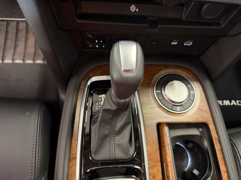 Used 2024 Nissan Armada SL w/ Captain's Chairs Package RWD image 24
