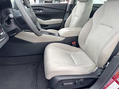 Used 2023 Honda Accord EX image 16