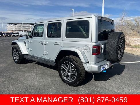 Used 2024 Jeep Wrangler High Altitude AWD/4WD image 3