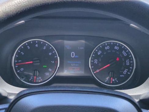Used 2020 Toyota RAV4 XLE w/ All Weather Liner Package AWD/4WD image 25