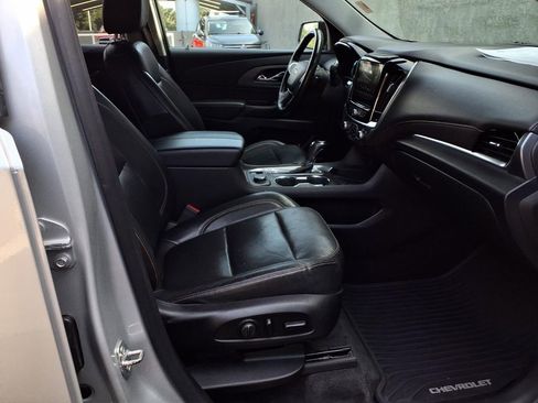 Used 2019 Chevrolet Traverse Premier w/ Redline Edition FWD image 24