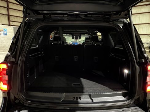 Used 2024 Ford Expedition Max Limited RWD image 19